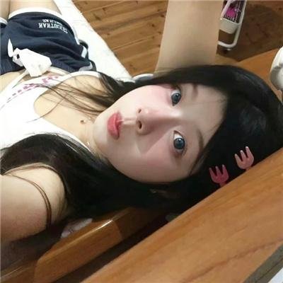 两个月亮